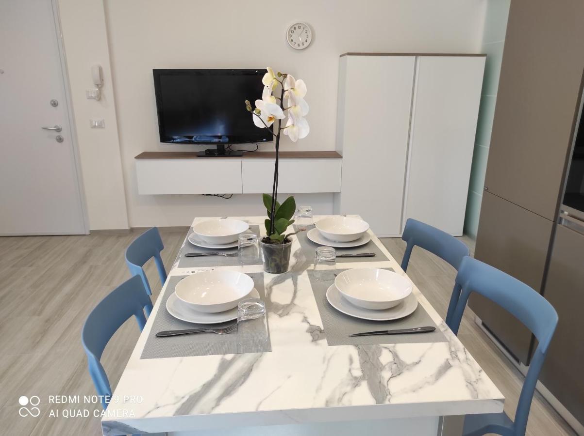 Blu Apartment 시비타노바 마르셰 외부 사진