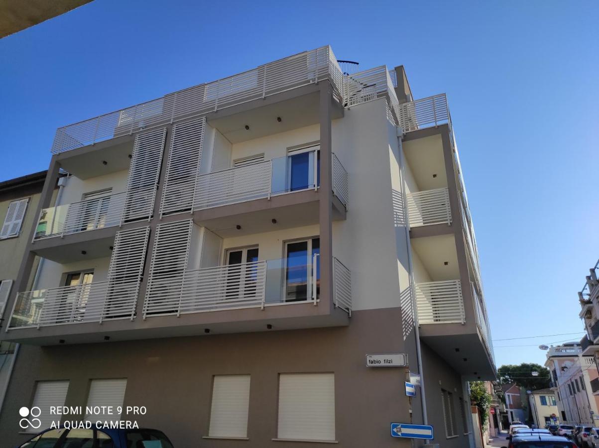 Blu Apartment 시비타노바 마르셰 외부 사진